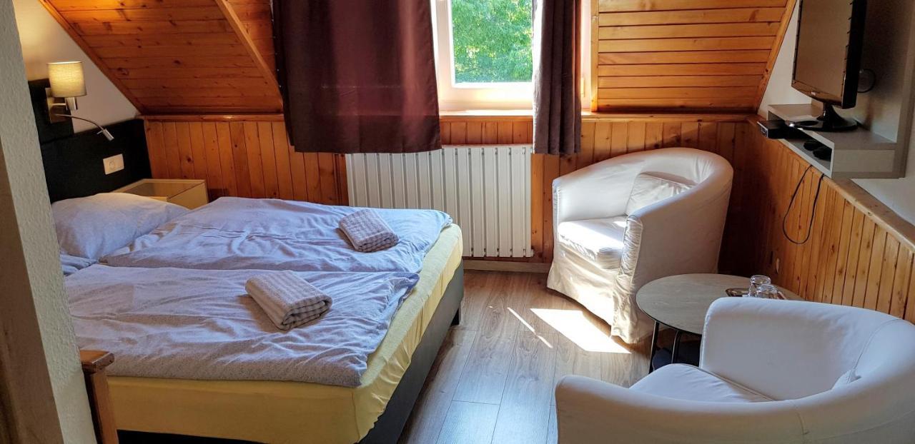 Matraszentimre Panzio Hotel Eksteriør billede