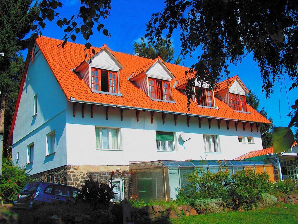 Matraszentimre Panzio Hotel Eksteriør billede