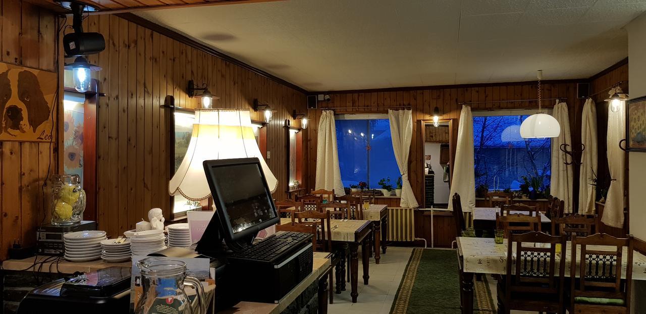 Matraszentimre Panzio Hotel Eksteriør billede